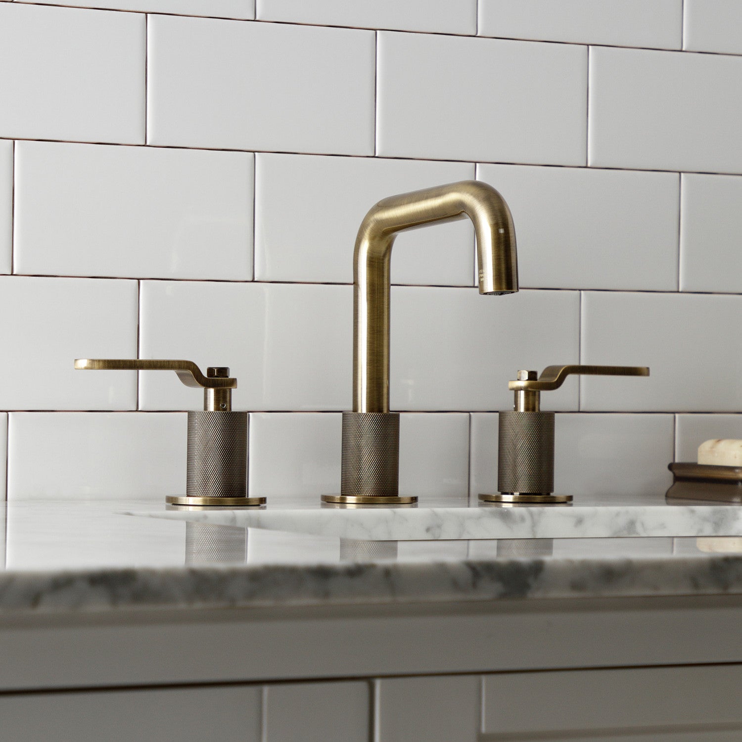 Kingston Sona KS1413KL - Whitaker Two-Handle 3-Hole Deck Mount Widespread Bathroom Faucet with Push Pop-Up Drain, Antique Brass — thumbnail 3